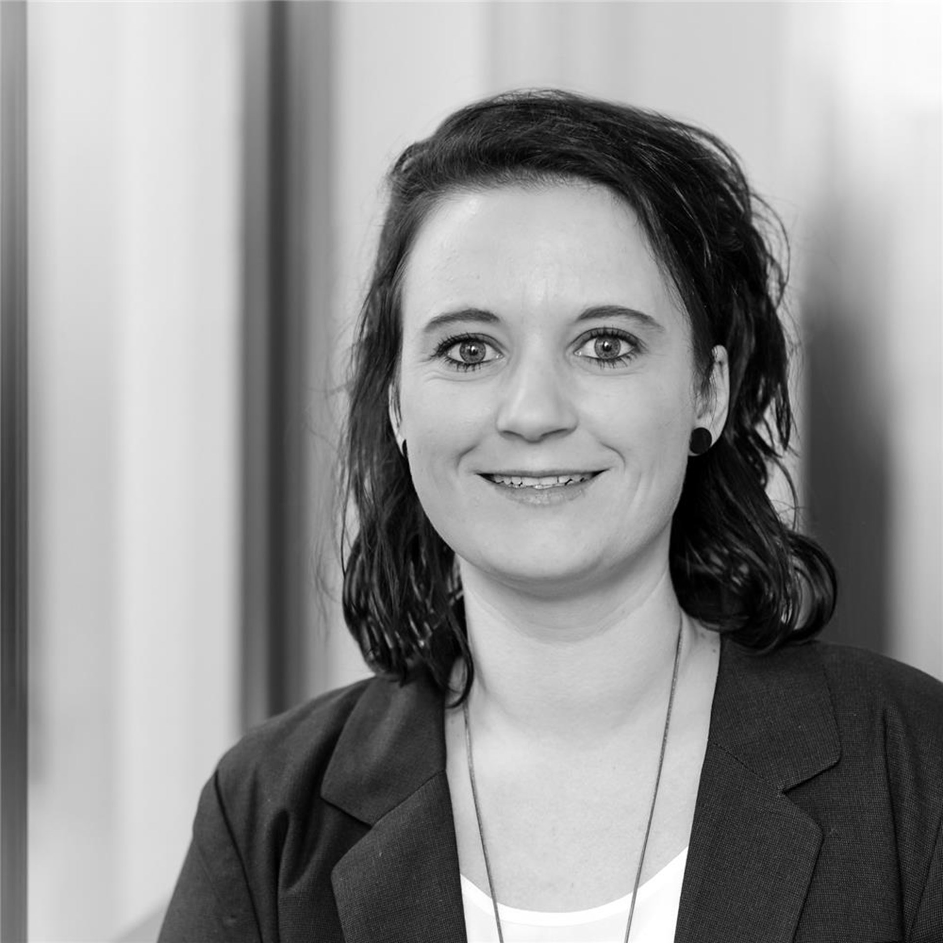 Schmitz, Sarah